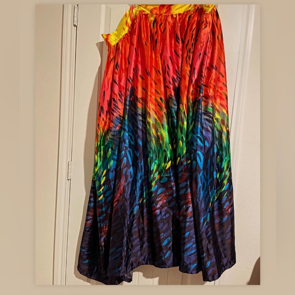 Custom made satin skirt - Picture 1 of 1